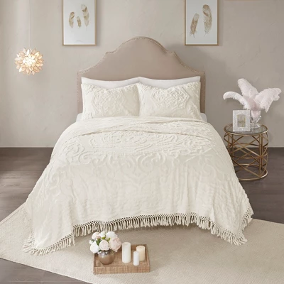 3pc Cecily Cotton Medallion Fringe Coverlet Set 2 3pc Cecily Cotton Medallion Fringe Coverlet Set - Image 2
