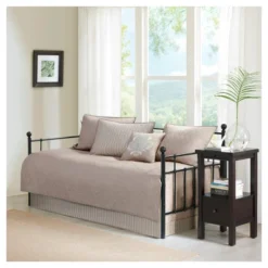 Vancouver Daybed Cover Set -Madison Park GUEST 5768422a 24d6 4ed3 8fcf 2b9527b5d7da