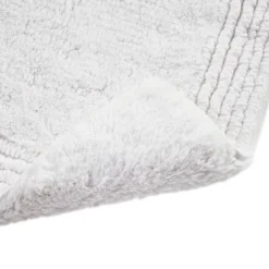 Splendor Cotton Tufted Reversible Bath Rug -Madison Park GUEST 5e2d67a1 1783 4e1c beae 916f12525b11