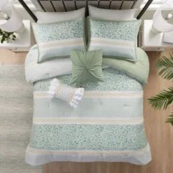 5pc Tulia Seersucker Comforter Bedding Set With Throw Pillows Green - Madison Park -Madison Park GUEST da6b68de e402 4261 a7f8 c2fbfb1abff7